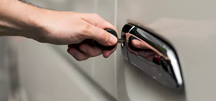 Why Choose Our Auto Locksmith Team in Oak Lawn, IL?