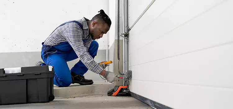 Expert Solutions for Every Garage Lock Need in Oak Lawn, IL
